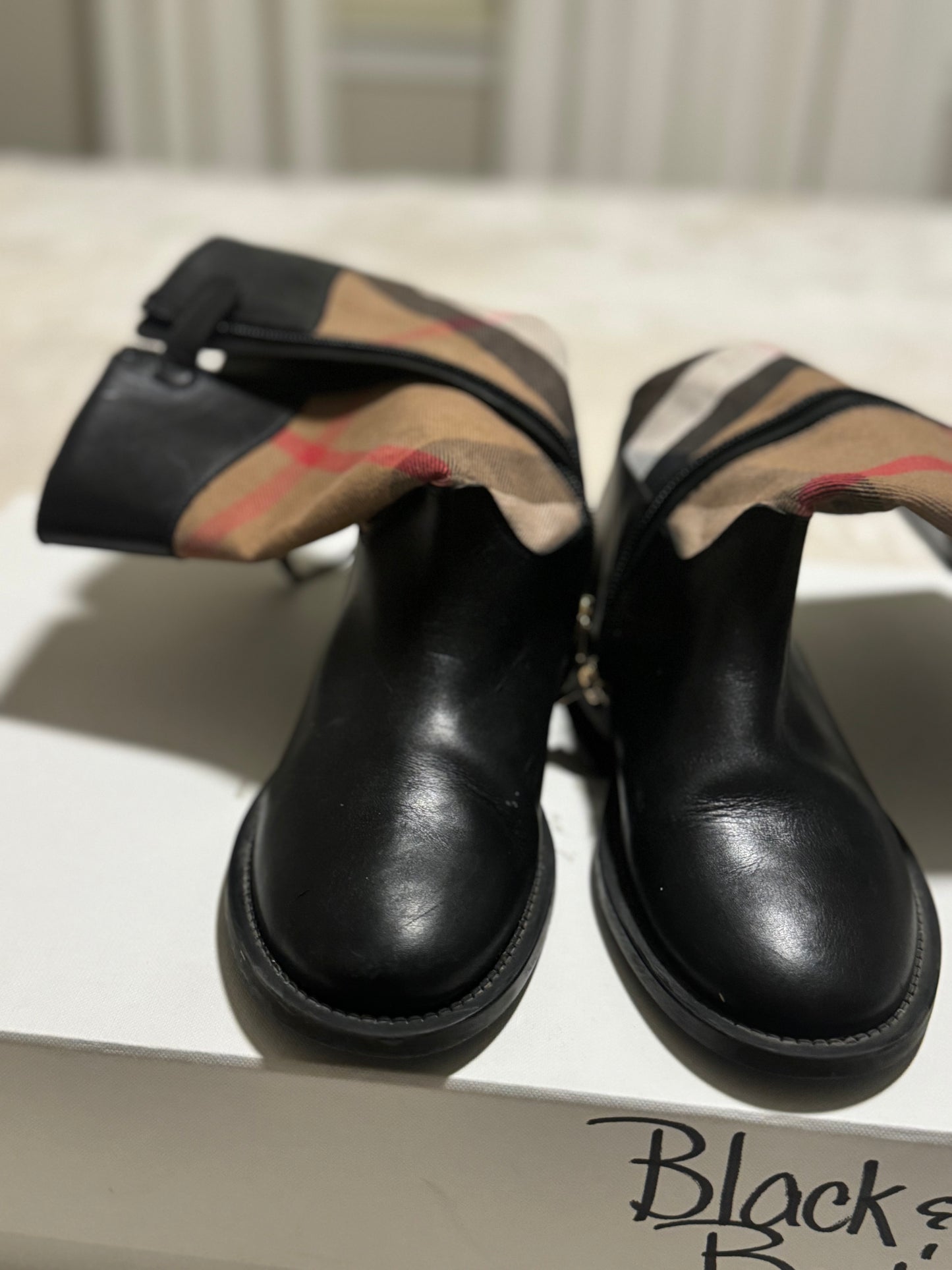 Burberry Leather Boots - Size 33