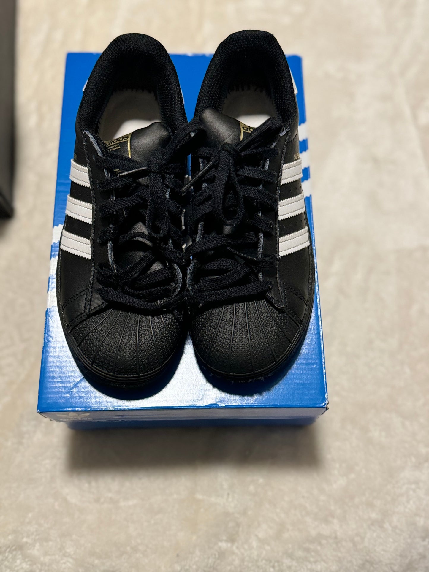 Adidas Superstar -  Black - Size 3