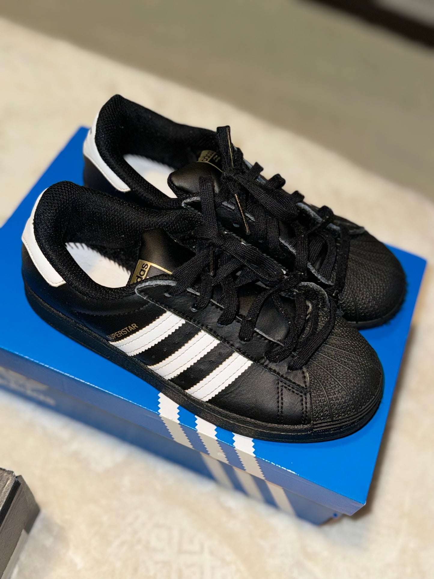 Adidas Superstar -  Black - Size 3